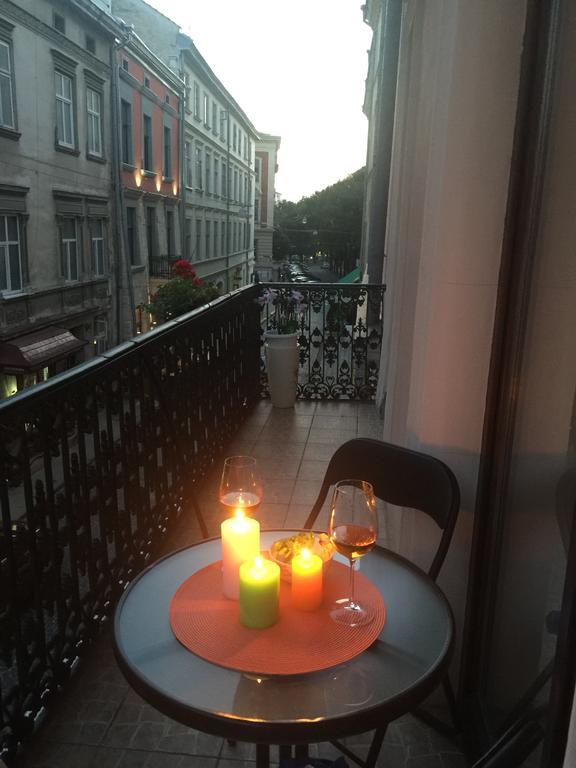 Virmenska Apartment リヴィウ エクステリア 写真
