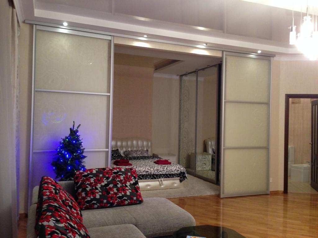 Virmenska Apartment リヴィウ エクステリア 写真